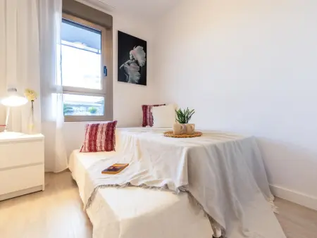 Superbe Appartement Central à La Pineda avec Piscine, Jardin et Proche Plage - Photo 11