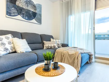 Superbe Appartement Central à La Pineda avec Piscine, Jardin et Proche Plage - Photo 16