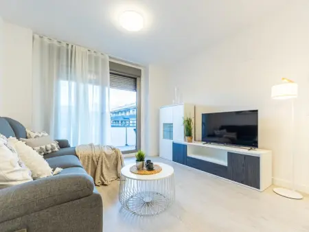 Superbe Appartement Central à La Pineda avec Piscine, Jardin et Proche Plage - Photo 22