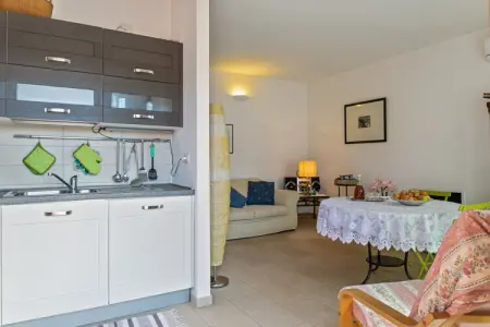 Casa Santa Giusta, Séjour relaxant à Bosa avec véranda - Photo 8