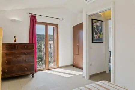 Casa Santa Giusta, Séjour relaxant à Bosa avec véranda - Photo 13