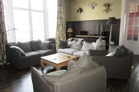 Le Soyeureux, Spacieuse Villa Spa avec Jardin - Photo 10