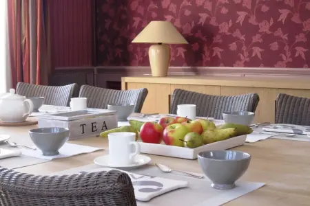 Le Soyeureux, Spacieuse Villa Spa avec Jardin - Photo 11