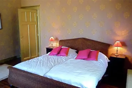 Le Soyeureux, Spacieuse Villa Spa avec Jardin - Photo 18