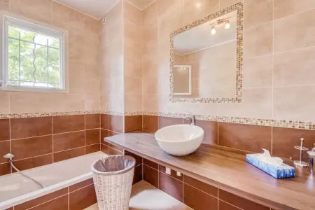 Villa Porthos, Villa à Le Muy avec piscine et forêt - Photo 29