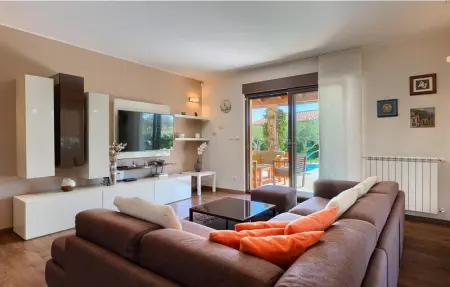 House Leticia, Maison 8 personnes à Fazana - Photo 1