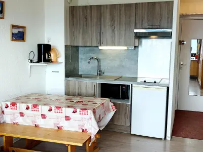 Appartement à Les Adrets Prapoutel, Studio au pied des pistes avec TV et animaux admis - L977046