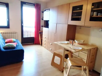 Appartement à Les Adrets Prapoutel, Studio rénové au pied des pistes avec balcon - L977076