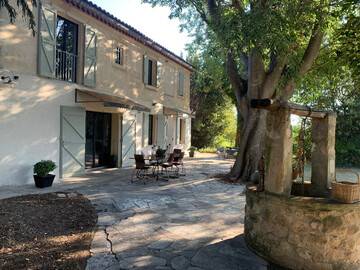 Location Maison à Arles,LOCATION SAISONNIERE ARLES - MAS EN CAMPAGNE AVEC PISCINE ! - N°977451