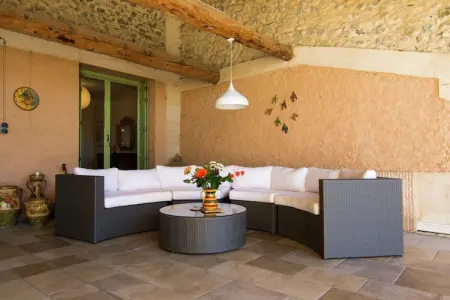 Au coeur du Languedoc, Ancien chai avec terrasse et jardin - Photo 5