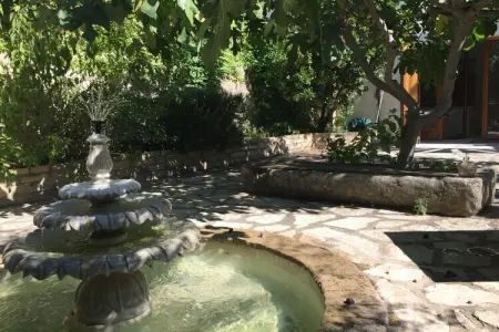 Au coeur du Languedoc, Ancien chai avec terrasse et jardin - Photo 29