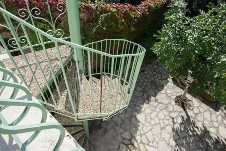 Au coeur du Languedoc, Ancien chai avec terrasse et jardin - Photo 31