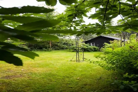 La Pierraille, Refuge paisible dans un jardin - Photo 7
