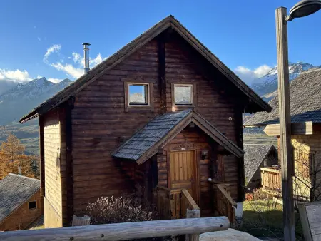 Superbe chalet pour 8 pers. près pistes et commerces, cheminée, terrasse, piscine, navette, ménage inclus - Photo 26