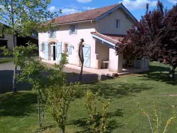 Gite à Larbey,Maison de vacances à la campagne avec jardin clos, cheminée, et équipements pour bébé FR-1-360-225 N°977791