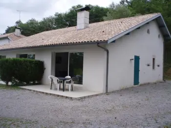 Gite à Orist,Gîte rénové au cœur des Landes avec piscine, cheminée et terrasse, proche de l'Adour et de la forêt FR-1-360-228 N°977792