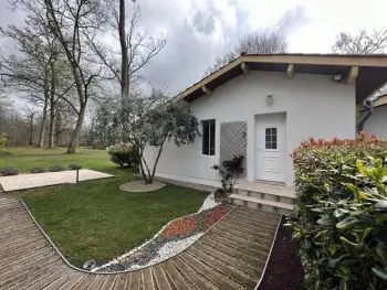 Gite à Lacquy,Gîte tranquille avec étang, proche Mont de Marsan, tout équipé pour 2 personnes FR-1-360-384 N°977830