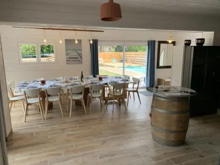 Maison spacieuse avec piscine à Jullouville, Gite 15 personnes à Jullouville - Photo 9