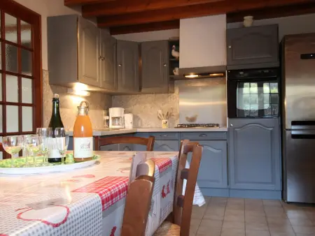 Maison Confortable à Flamanville avec Terrasse et Barbecue - Photo 1