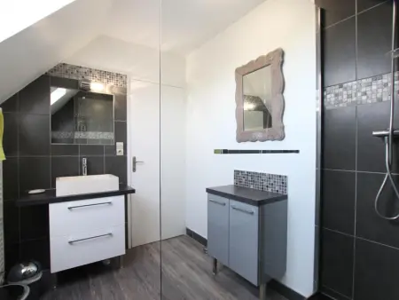 Maison Confortable à Flamanville avec Terrasse et Barbecue - Photo 11