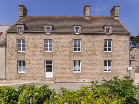 Maison indépendante avec jardin clos à Anneville-en-Saire - Photo 3