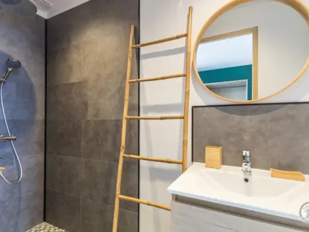 Maison indépendante avec jardin clos à Anneville-en-Saire - Photo 12