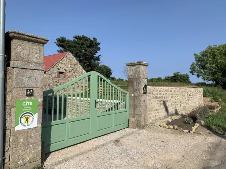 Maison indépendante avec jardin clos à Anneville-en-Saire - Photo 28
