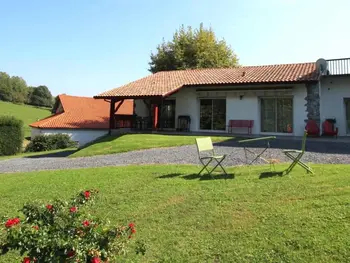 Gite à Saint Esteben,Charmant gîte rural avec jardin, terrasse, climatisation et wifi, proche de Biarritz et St Jean Pied de Port FR-1-384-396 N°977960