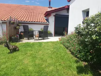 Casa rural en Sare,Gîte cosy avec terrasse privée, WIFI, bois fourni FR-1-384-893 N°977999