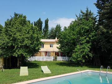 Location Maison à Lauris,Belle et spacieuse villa avec piscine privée au pied du Lubéron  - climatisation Wifi - N°978047