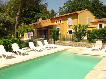 Location Maison à L'Isle sur la Sorgue,Belle Villa avec piscine privative et grand jardin à L'Isle sur la Sorgue - climatisation FR-1-708-57 N°978458