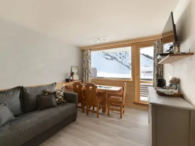 Appartement à Plagne Aime 2000, Superbe studio cabine rénové accès direct aux pistes - L978680