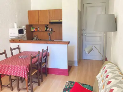 Appartement à Cauterets, Charmant T2, 4 pers, Centre Cauterets, Proche Télécabine, Parking Gratuit - L978733