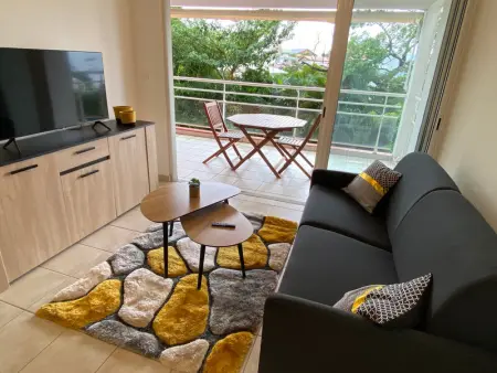 Appartement moderne 2 pièces avec parking et proche plage - Photo 1