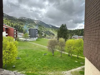 Appartement à Corrençon en Vercors,Studio au pied des pistes avec balcon, parking et proche randonnées - 38250 Corrençon-en-Vercors FR-1-515-202 N°979224