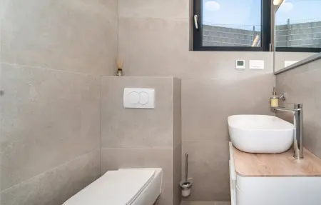 Location Maison 8 personnes à Posedarje - Photo 32