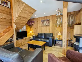 Chalet in Flaine,Chalet lumineux à Flaine · Poêle à bois · WIFI illimité · Garage · Proche pistes et commerces FR-1-425-210 N°979319