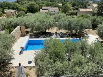 Haus in Saint Saturnin lès Apt,Gite dans Belle et spacieuse villa rénovée avec Piscine privée et magnifique vue sur le Lubéron - Wifi – Climatisation FR-1-708-62 N°979611