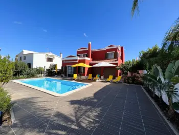 Villa in Faro,Summer Villa with Heated Private Pool 1062734 N°979646