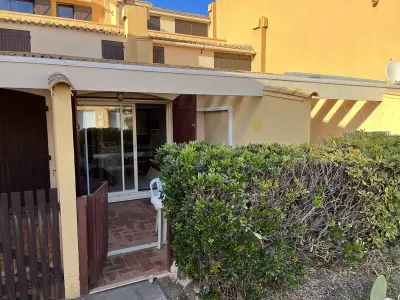 Appartement à Cap d'Agde, Appartement Climatisé avec Parking à 500m de la Plage pour Vacances Familiales - L979732