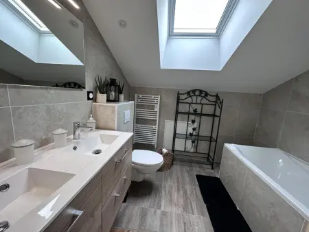 Gîte cosy avec spa, jeux extérieurs et animaux acceptés - Photo 28