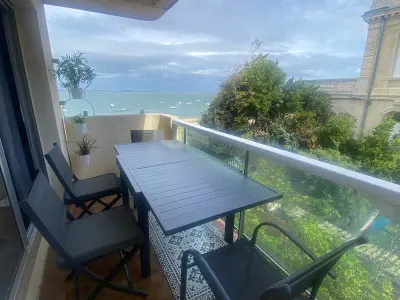 Appartement à Arcachon, Studio à Arcachon avec vue mer, accès direct plage et parking sécurisé - L980083