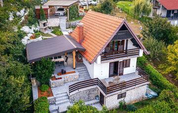 Location Maison à Donji Zvecaj CCC467 N°980146