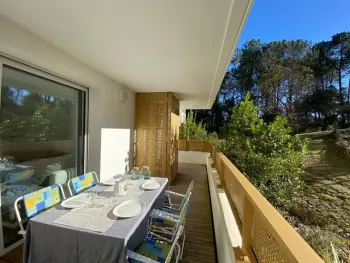 Appartement à Capbreton,Appartement cosy et boisé, 6 pers. proche centre Capbreton avec terrasse, parking et accès PMR partiel FR-1-413-231 N°980215