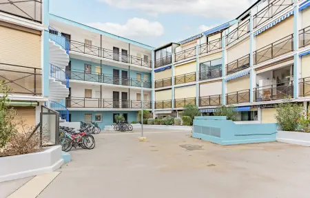 Location Appartement 4 personnes à Le Grau du Roi - Photo 6