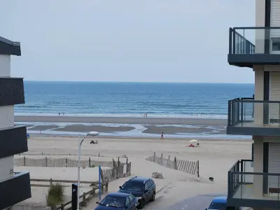 Appartement à Fort Mahon Plage, Fort-Mahon-Plage: À deux pas de la plage, appartement neuf avec balcon et garage - L980552