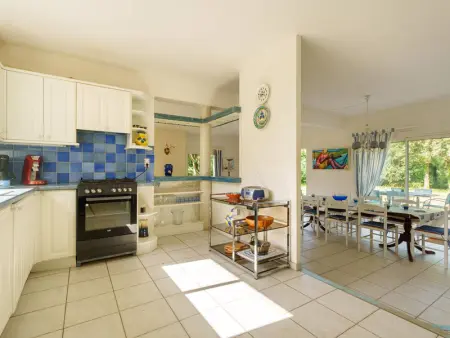 Spacieuse Villa à Crac'h : 4 Ch. pour 8 Pers., Beau Jardin, Proche Plages et WiFi - Photo 7