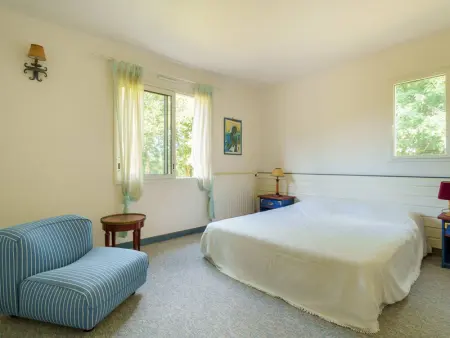 Spacieuse Villa à Crac'h : 4 Ch. pour 8 Pers., Beau Jardin, Proche Plages et WiFi - Photo 9