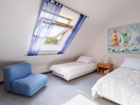 Spacieuse Villa à Crac'h : 4 Ch. pour 8 Pers., Beau Jardin, Proche Plages et WiFi - Photo 13