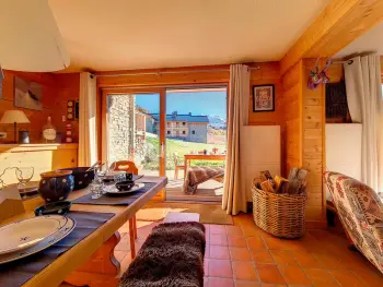 Chalet in Les Menuires,Chalet spacieux avec cheminée et terrasse, skis aux pieds, 10 pers., proche des Menuires FR-1-344-1202 N°980840